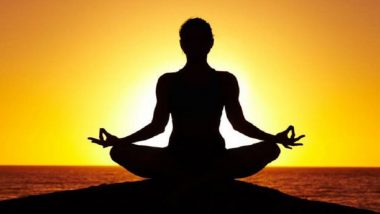 Yoga Business : जानें कैसे योग का बिजनेस शुरू कर हर महीने होगी तगड़ी कमाई